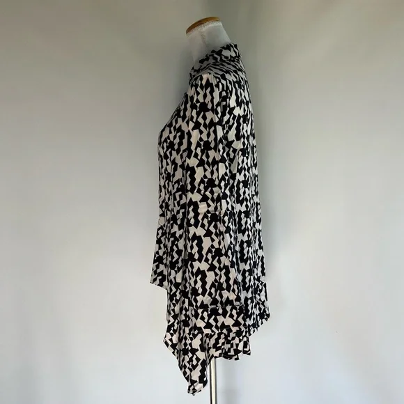 Ale Italian Made Asymmetrical Hem Button Down Top - sz M - Picture 2 of 6